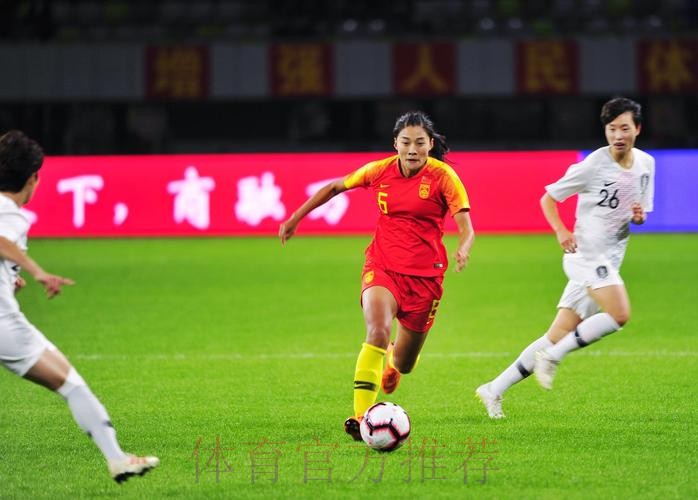 享受青春,玫瑰绽放——全国大学生女足锦标赛暨中国足协女足乙级联赛在蓉圆满收关